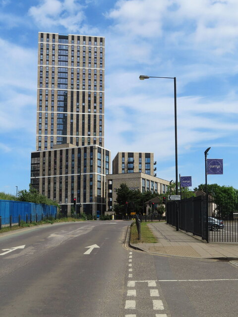 Student residence and flats, Wales Farm Road