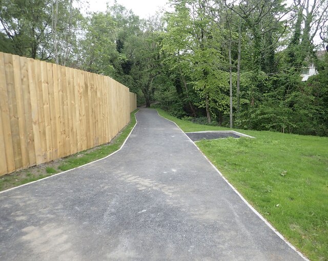 Access path to Bryansford Avenue across the Section 'C' embankment