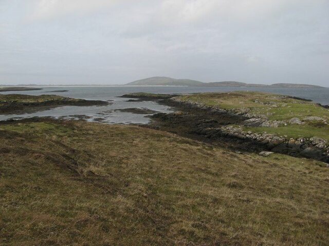 Sea inlet © Jonathan Wilkins :: Geograph Britain and Ireland