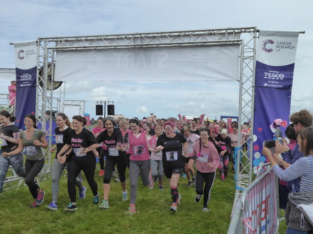 Runners at the start of the 'Pretty Muddy' charity event