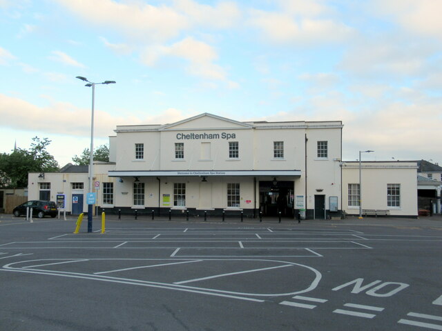 Cheltenham Spa Station © Roy Hughes Cc-by-sa/2.0 :: Geograph Britain ...