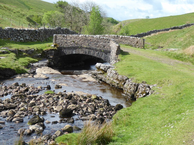 The Pennine Way At Ling Gill Bridge Dave Kelly Geograph Britain And Ireland