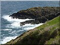 SM9041 : Carreg Gybi, Pembrokeshire Coast Path (closer) by Jeff Gogarty