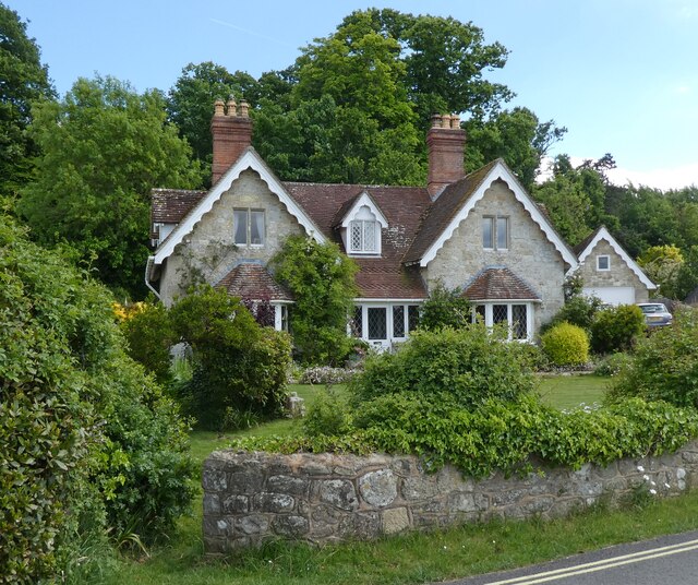 Cottage on Fishbourne Lane