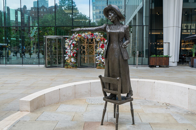 Emmeline Pankhurst Statue, Manchester © Brian Deegan :: Geograph ...