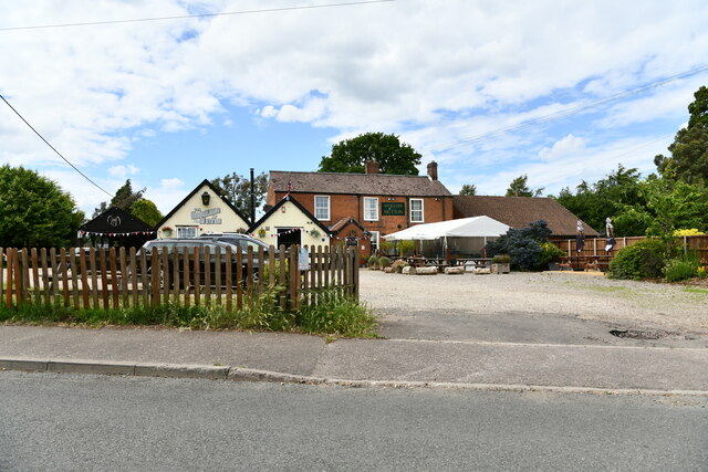 Strumpshaw: The Shoulder Of Mutton Ph © Michael Garlick Cc-by-sa 2.0 