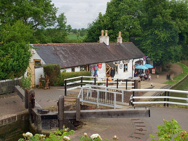 Foxton Locks - Bridge 61 café & pub © Graham Hogg :: Geograph Britain ...