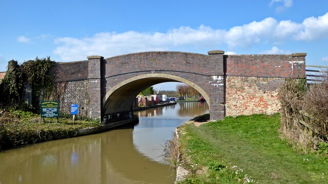 Yardley canal bridge, no. 60
