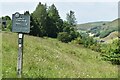 Footpath sign near Under Whitle