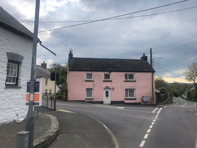 Pink house on the road junction at Egwlyswrw