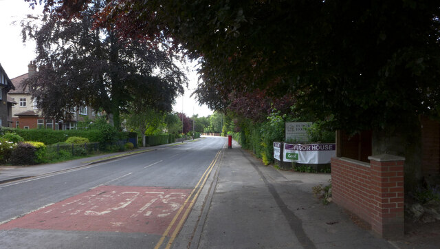 Leeds Road (A1238), Selby