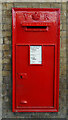 Victorian postbox, Gravesend Railway Station