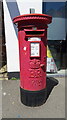 Elizabeth II postbox on Tankerton Road, Whitstable