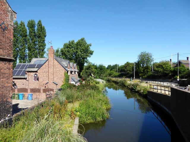 The Chesterfield Canal at Shireoaks