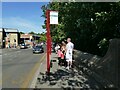 Bus queue, Bridge Road