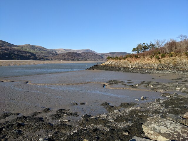 A muddy corner on the Mawddach estuary © David Medcalf :: Geograph ...