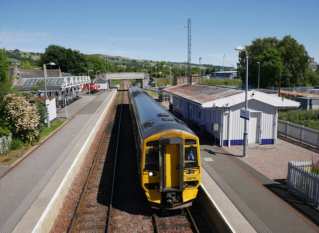Train arriving at Dingwall railway station