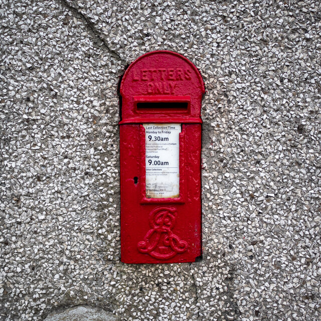 Postbox near Ardglass © Rossographer cc-by-sa/2.0 :: Geograph Ireland