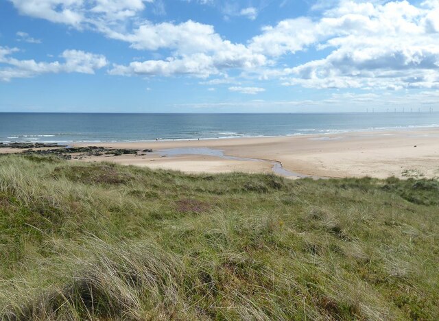 The beach at Rockend © Oliver Dixon :: Geograph Britain and Ireland