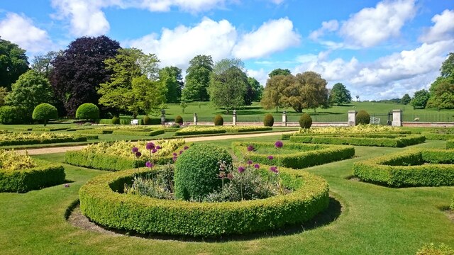 Gardens at Wimpole Hall © Mark Percy :: Geograph Britain and Ireland