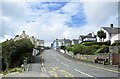 Looking up Lon Felin, Criccieth