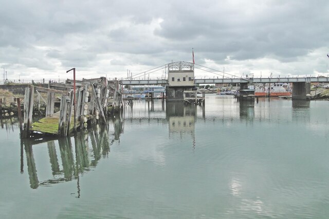 Oulton Broad Railway Swing Bridge © Adrian S Pye :: Geograph Britain ...