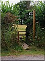 Start of public footpath off Grafton Lane, Bromsgrove, Worcs