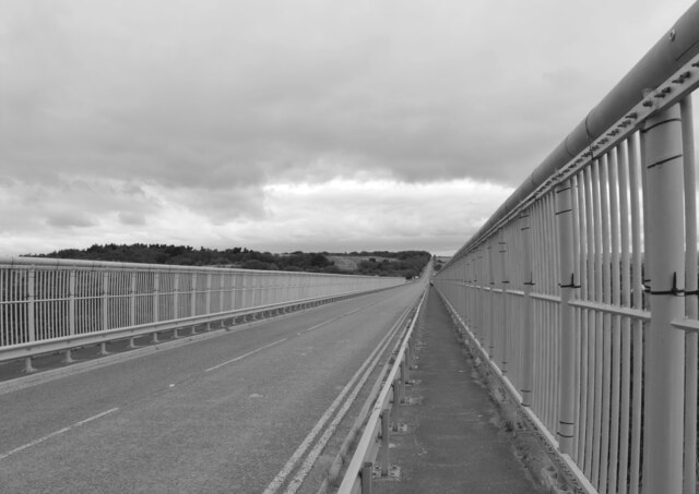 Scammonden Bridge © habiloid :: Geograph Britain and Ireland