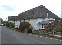 SS8647 : Thatched cottage, Porlock Weir by Roger Cornfoot
