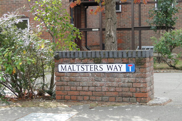 Maltsters Way street sign, Oulton Broad © Adrian S Pye cc-by-sa/2.0 ...