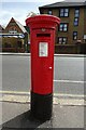 George V postbox on High Road