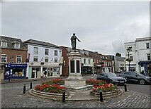SU6089 : Wallingford War Memorial: early September 2022 by Basher Eyre