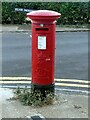 TR3864 : Nelson Crescent postbox (CT11 61), Ramsgate by Alan Murray-Rust