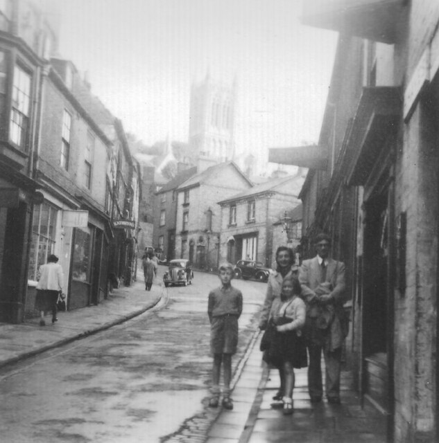 Steep Hill Lincoln, view to cathedral, 1952