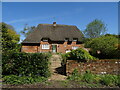 SU4444 : Meadow Farm Cottage by JThomas