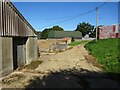 Footpath R5 through Newnham Farm