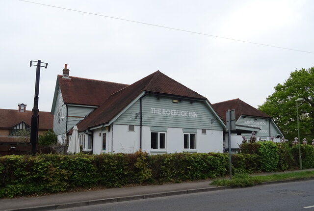 The Roebuck Inn © JThomas :: Geograph Britain and Ireland