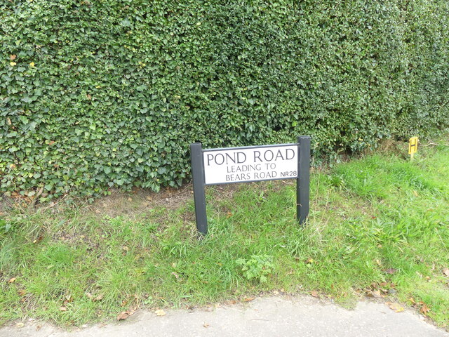 road-name-sign-david-pashley-geograph-britain-and-ireland