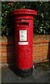 George V postbox on Stour Road