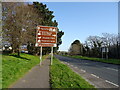 Path beside Highcliffe Road