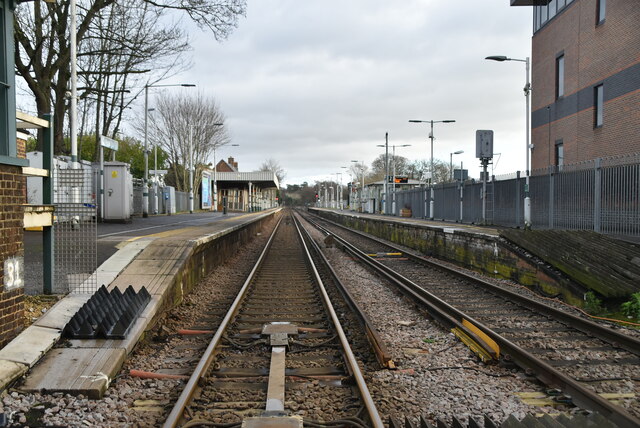 Reigate Station © N Chadwick :: Geograph Britain And Ireland