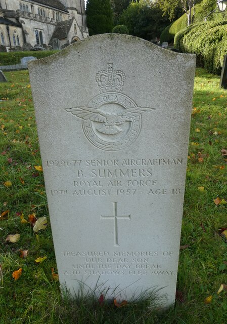 St. Swithin, Compton Bassett: an airman's grave (a)