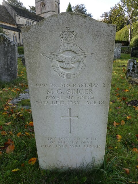 St. Swithin, Compton Bassett: an airman's grave (b)