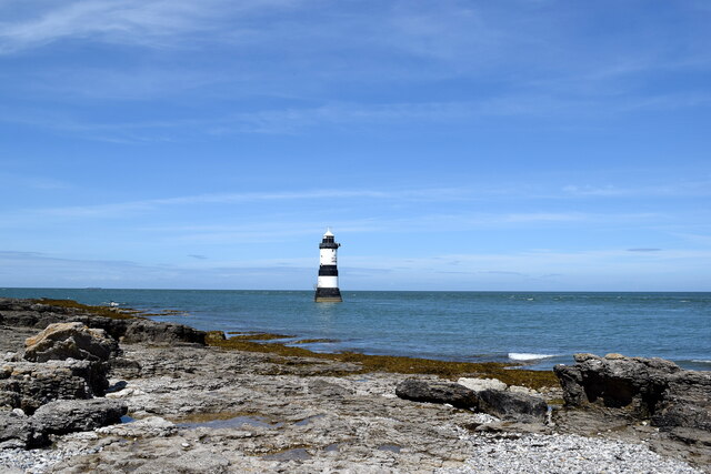 Black Point lighthouse © Bill Harrison :: Geograph Britain and Ireland