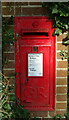 George V postbox on Lyndhurst Road