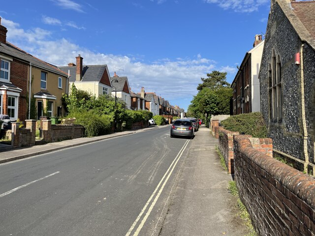 View along Burgess Road © Fernweh :: Geograph Britain and Ireland