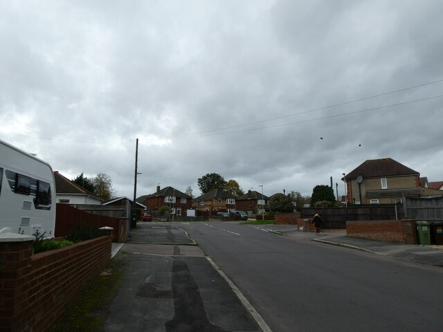 Approaching the junction of Brighton Road and Elston Road