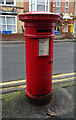 Anonymous postbox on Windsor Crescent