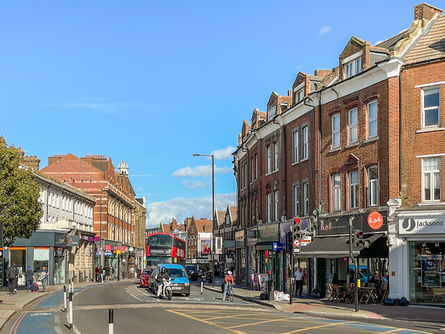 Balham High Road © Ian Capper :: Geograph Britain and Ireland