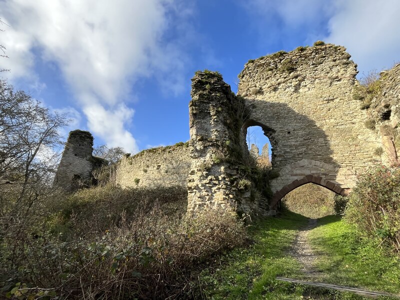 Wigmore Castle © John H Darch cc-by-sa/2.0 :: Geograph Britain and Ireland